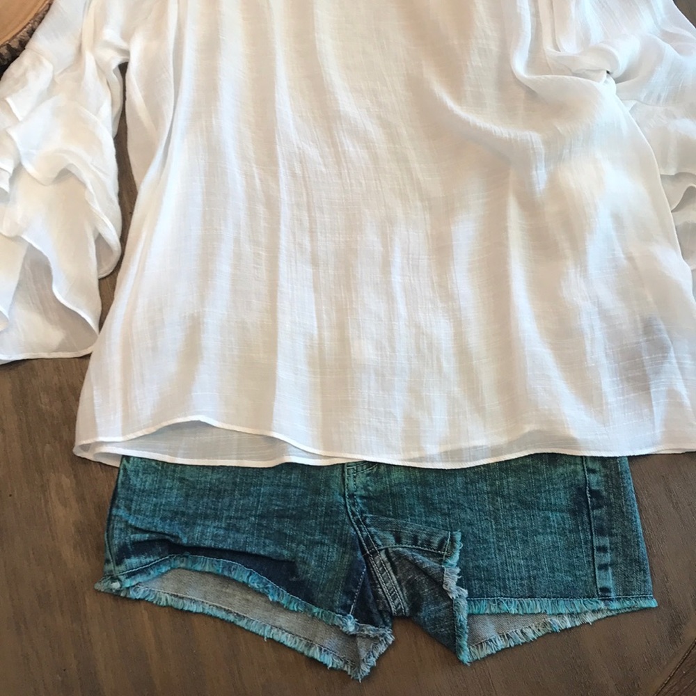 Fire Los Angeles shorts, size 1